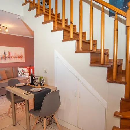 Ira Apartment *