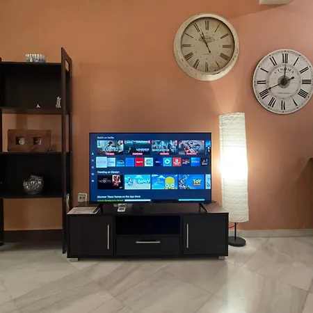 Ira Apartment