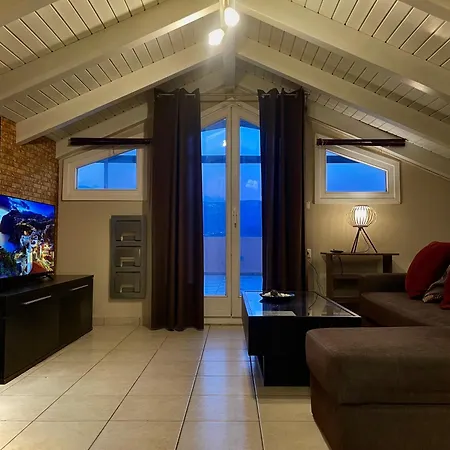 Ira Apartment *
