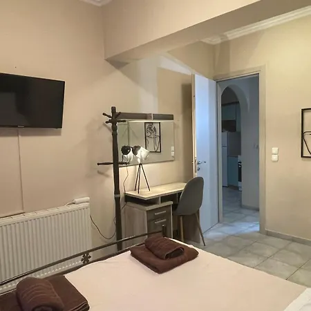 Ira Apartment