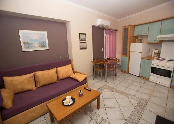 アパート Ira ラッシ